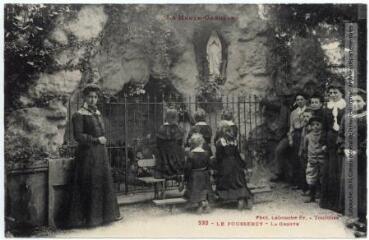 2 vues La Haute-Garonne. 232. Le Fousseret : la grotte. - Toulouse : phototypie Labouche frères, marque LF, [1918]. - Carte postale