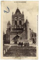 2 vues La Haute-Garonne. 522. Pibrac : la vieille église [église Sainte-Marie-Madeleine]. - Toulouse : phototypie Labouche frères, [entre 1937 et 1950]. - Carte postale
