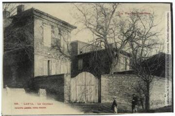 2 vues La Haute-Garonne. 661. Lanta : le château. - Toulouse : phototypie Labouche frères, marque LF au verso, [1911]. - Carte postale