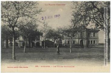 1 vue La Haute-Garonne. 865. Rieumes : les écoles communales. - Toulouse : phototypie Labouche frères, marque LF au verso, [1917], tampon d'édition du 22 avril 1918. - Carte postale