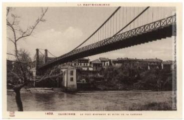 2 vues La Haute-Garonne. 1402. Carbonne : le pont suspendu et rives de la Garonne. - Toulouse : phototypie Labouche frères, marque LF, [1936]. - Carte postale