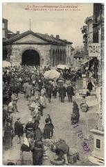 2 vues La Haute-Garonne (Lauragais). 183. Caraman : le marché et la halle. - Toulouse : phototypie Labouche frères, marque LF au verso, [1918], tampon d'édition du 31 février [sic] 1927. - Carte postale