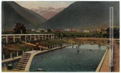 1 vue 109. Luchon : la piscine, au fond, montagnes de Venasque. - Toulouse : éditions Pyrénées-Océan, Labouche frères, [entre 1937 et 1950]. - Carte postale