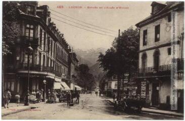 1 vue 459. Luchon : entrée de l'allée d'Etigny. - Toulouse : phototypie Labouche frères, marque LF au verso, [entre 1920 et 1930]. - Carte postale
