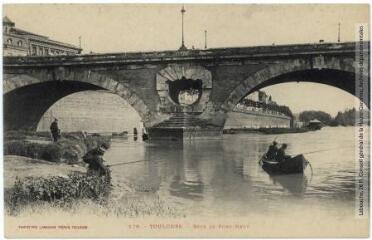1 vue 176. Toulouse : sous le Pont-Neuf. - Toulouse : phototypie Labouche frères, marque LF au verso, [1905]. - Carte postale