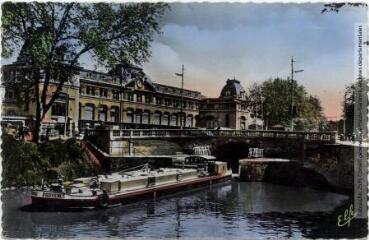 2 vues Toulouse : le canal du Midi et la gare Matabiau. - Toulouse : éditions Pyrénées-Océan, Labouche frères, marque Elfe, [après 1950]. - Carte postale