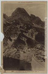 2 vues Les Basses-Pyrénées. 287. Le barrage du lac d'Artouste (1964 m.). - Toulouse : phototypie Labouche frères, [entre 1905 et 1937]. - Carte postale