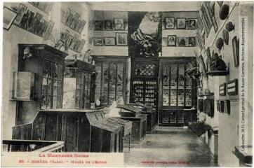 2 vues La Montagne Noire. 82. Sorèze (Tarn) : musée de l'école. - Toulouse : phototypie Labouche frères, marque LF au recto, [entre 1911 et 1925]. - Carte postale