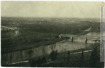 2 vues 150. Toulouse : le pont d'Empalot / photographie Henri Jansou (1874-1966). - Toulouse : maison Labouche frères, [entre 1900 et 1940]. - Photographie