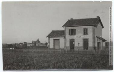 2 vues Haute-Garonne. 1679. Daux : la gare. - Toulouse : maison Labouche frères, [entre 1900 et 1940]. - Photographie