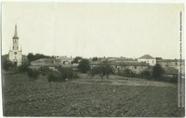 2 vues Avensac (Gers) : vue générale / photographie Henri Jansou (1874-1966). - Toulouse : maison Labouche frères, [entre 1900 et 1940]. - Photographie