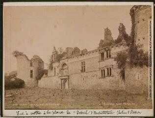 2 vues 2155. Assier (Lot) : ruines du château / photographie Amédée Trantoul (1837-1910). - Toulouse : maison Labouche frères, [entre 1900 et 1910]. - Photographie