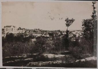 3 vues Le Lot. 107. Gramat : vue générale du Midi. - Toulouse : phototypie Labouche frères, [entre 1905 et 1925]. - Carte postale