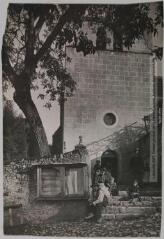 3 vues Le Lot. 383. Gintrac (Vallée de la Dordogne) : l'église / [photographie Henri Jansou (1874-1966)]. - Toulouse : phototypie Labouche frères, [entre 1905 et 1925]. - Carte postale