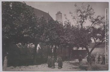 2 vues Les Basses-Pyrénées. 901. Angaïs : la mairie et l'école. - Toulouse : maison Labouche frères, [entre 1900 et 1940]. - Photographie