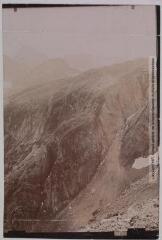 4 vues Les Basses-Pyrénées. 148. Parois d'Artouste, Batlaetouse [i.e. Balaïtous] (3146 m) et Frondella (3056 m). - Toulouse : phototypie Labouche frères, [entre 1905 et 1937]. - Carte postale