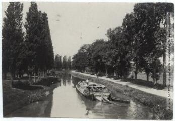 4 vues La Haute-Garonne. 1820. Castanet : le canal du Midi. - Toulouse : éditions Pyrénées-Océan, Labouche frères, marque LF, [entre 1937 et 1950]. - Carte postale