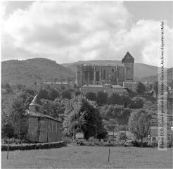 4 vues Saint-Bertrand-de-Comminges : la cathédrale / Jean Ribière photogr. - 1954. - 4 photographies