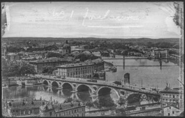 6 vues 1. Toulouse : vue générale sur la Garonne. - Toulouse : éditions Pyrénées-Océan, Labouche frères, marque LF, [entre 1930 et 1950]. - Carte postale