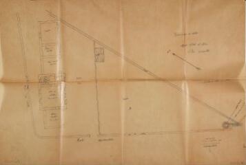 1 vue Commune d'Arlos, maison d'école et mairie, plan d'ensemble. 1914. Ech. 0,01 p.m.